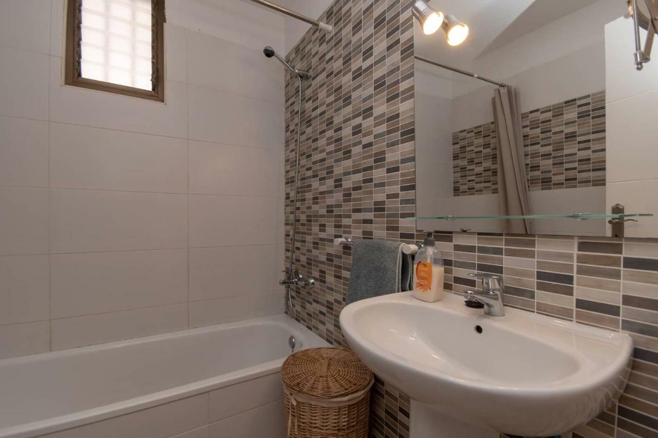 Great 2 Beds Apartment Los Cristianos Los Cristianos  Buitenkant foto